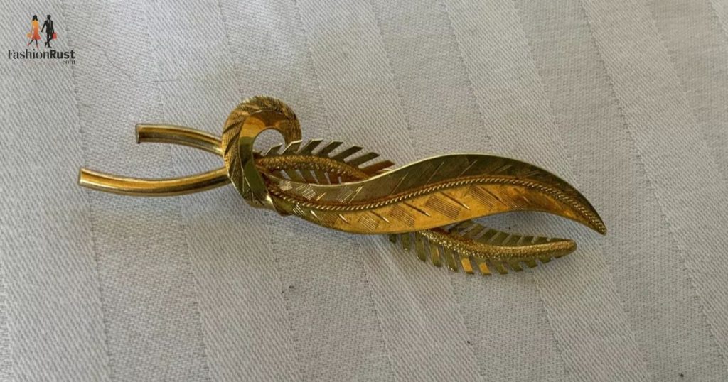 14k Italy gold brooch