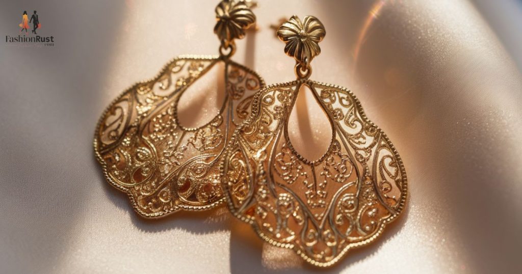 14k Italy gold earring